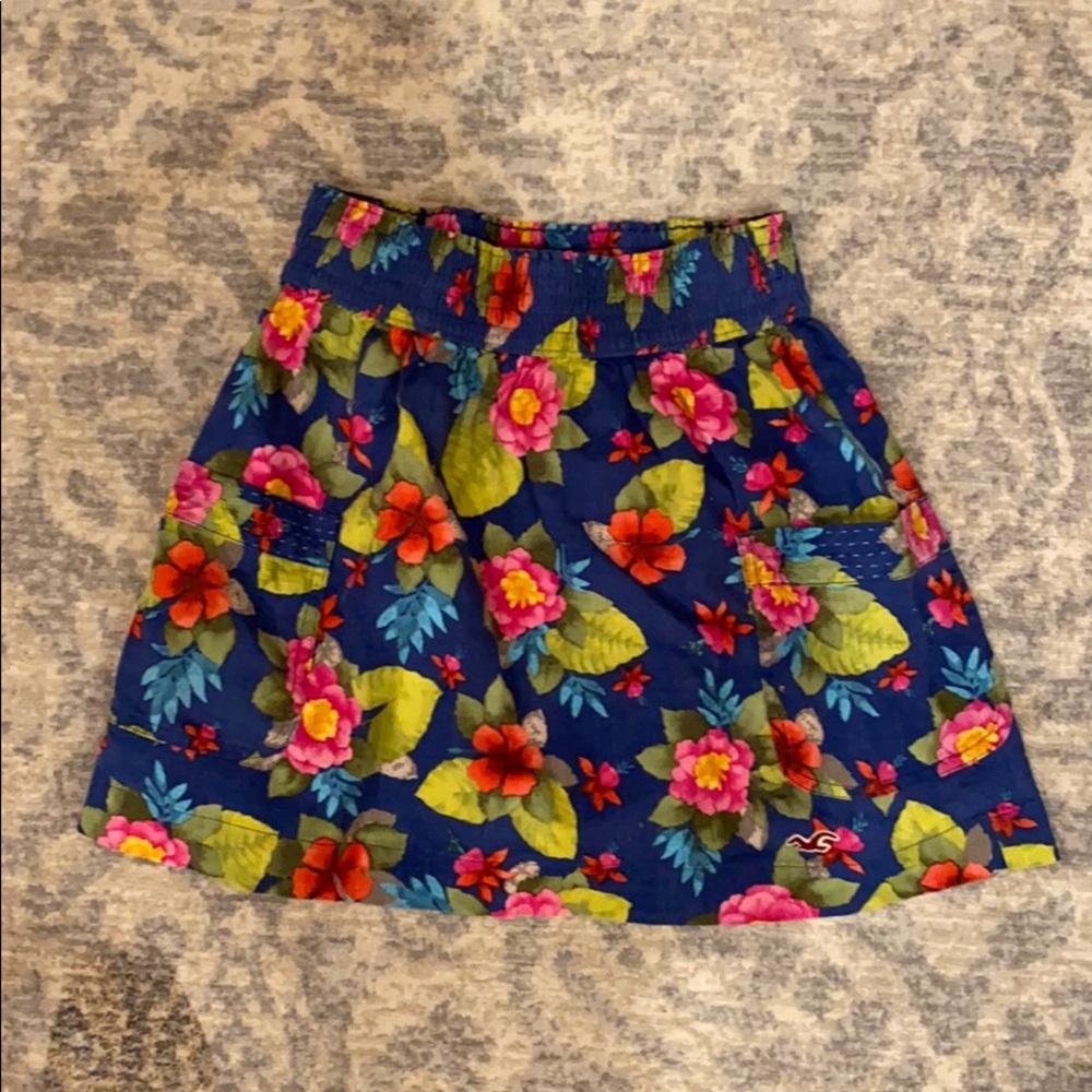 FLORAL MINI SKIRT